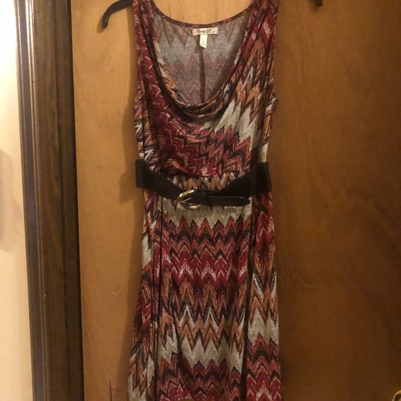 Dress - Picture 1 of 2